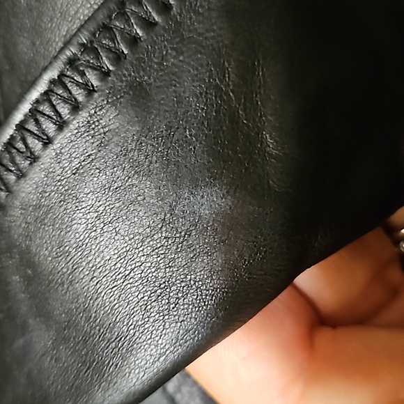 Leather coat - Picture 3 of 5